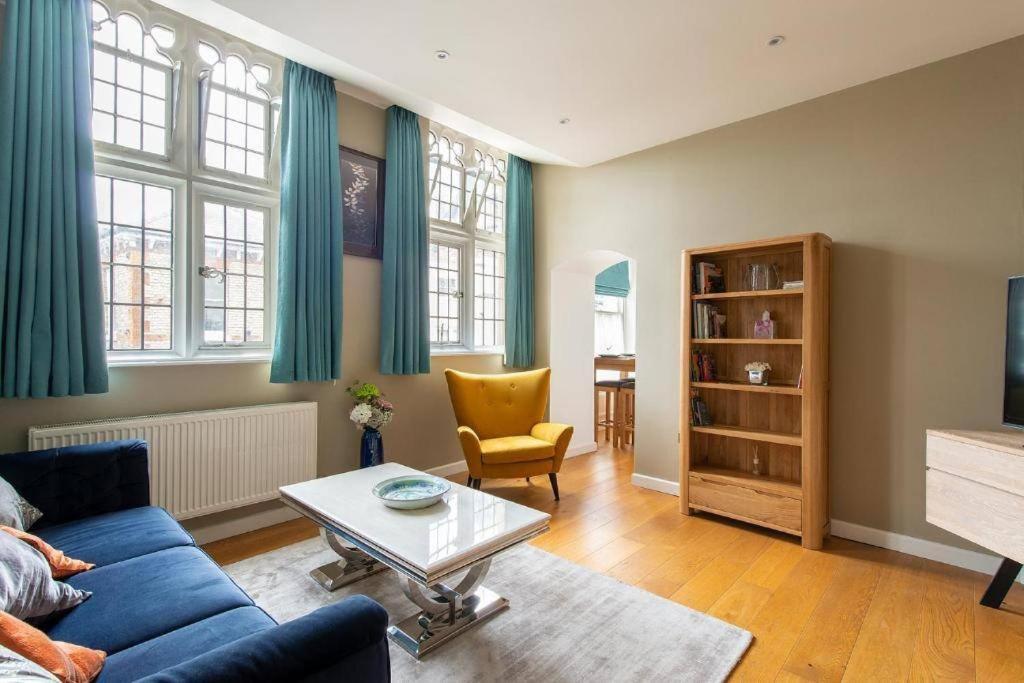 The Most Central Apartment In Canterbury Stunning Interiors, Fully Equipped, City Views And Free Wifi! Dış mekan fotoğraf