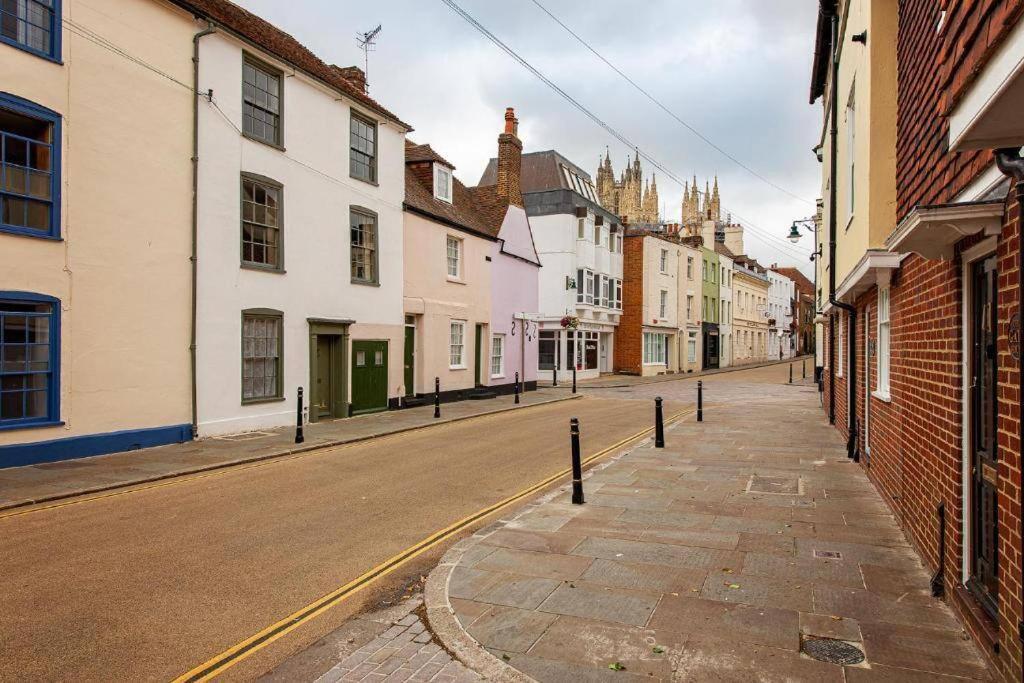 The Most Central Apartment In Canterbury Stunning Interiors, Fully Equipped, City Views And Free Wifi! Dış mekan fotoğraf