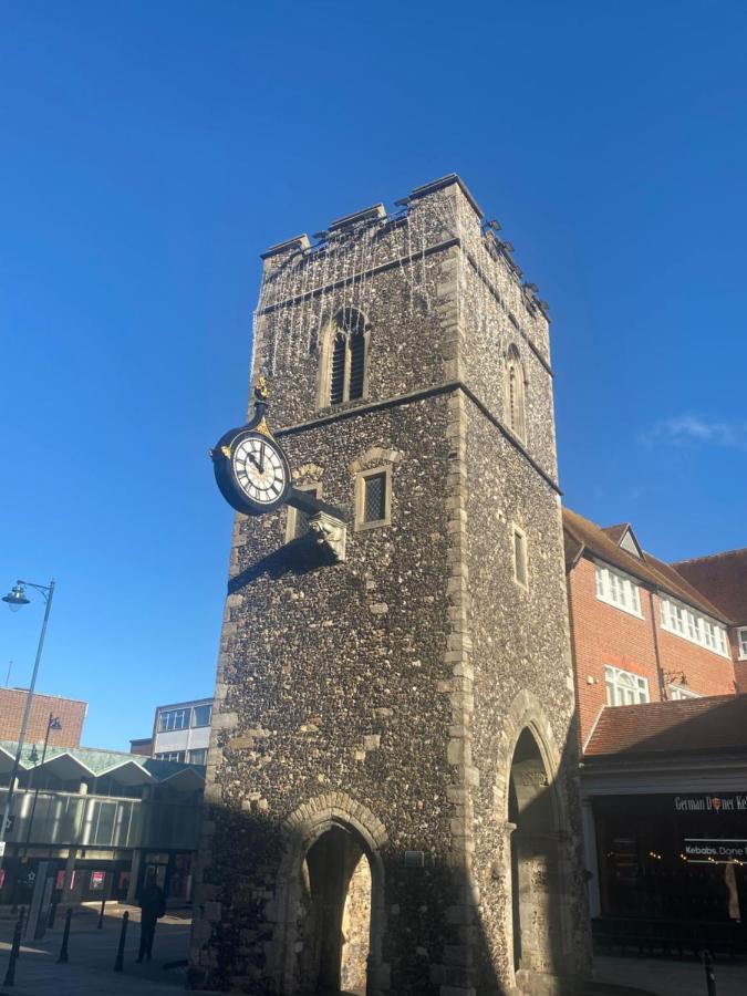 The Most Central Apartment In Canterbury Stunning Interiors, Fully Equipped, City Views And Free Wifi! Dış mekan fotoğraf